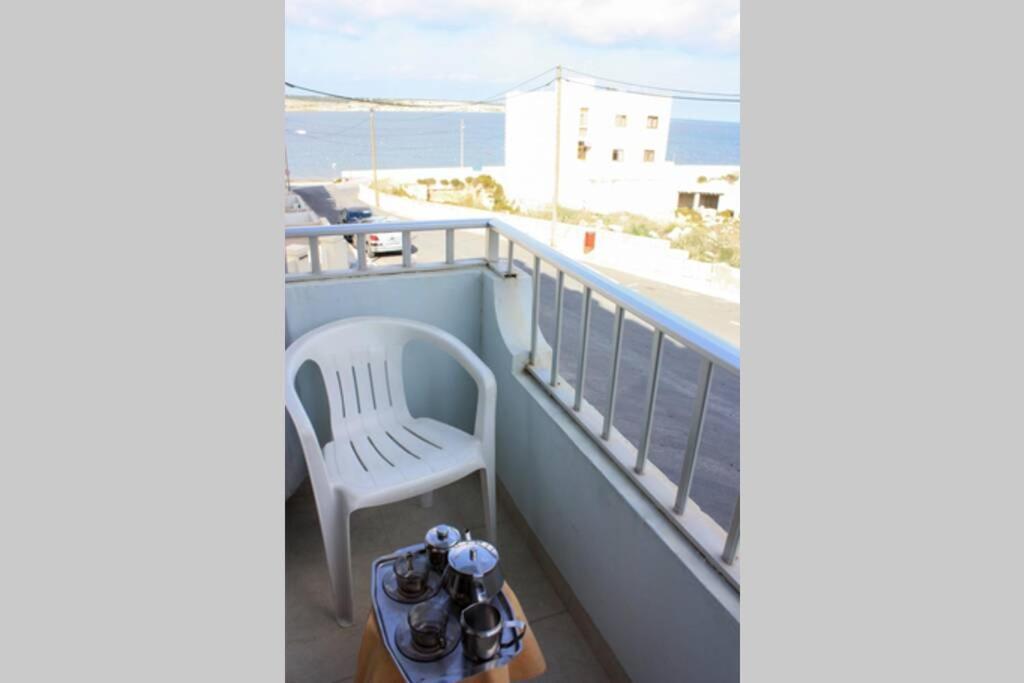 Fiesta Apartment Seaview Mellieha Ngoại thất bức ảnh