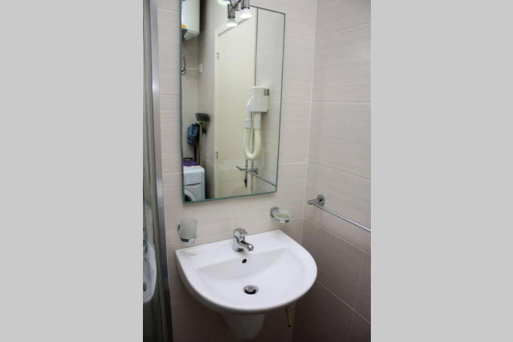 Fiesta Apartment Seaview Mellieha Ngoại thất bức ảnh