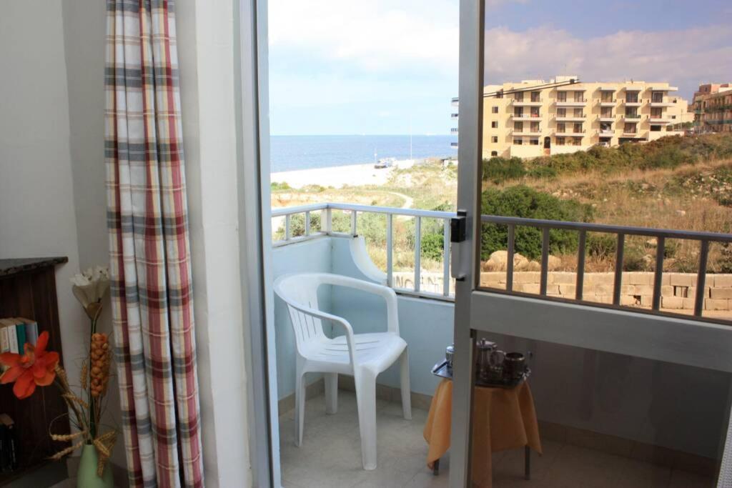 Fiesta Apartment Seaview Mellieha Ngoại thất bức ảnh